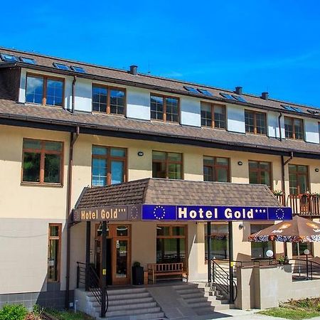 Hotel Gold Terchová エクステリア 写真