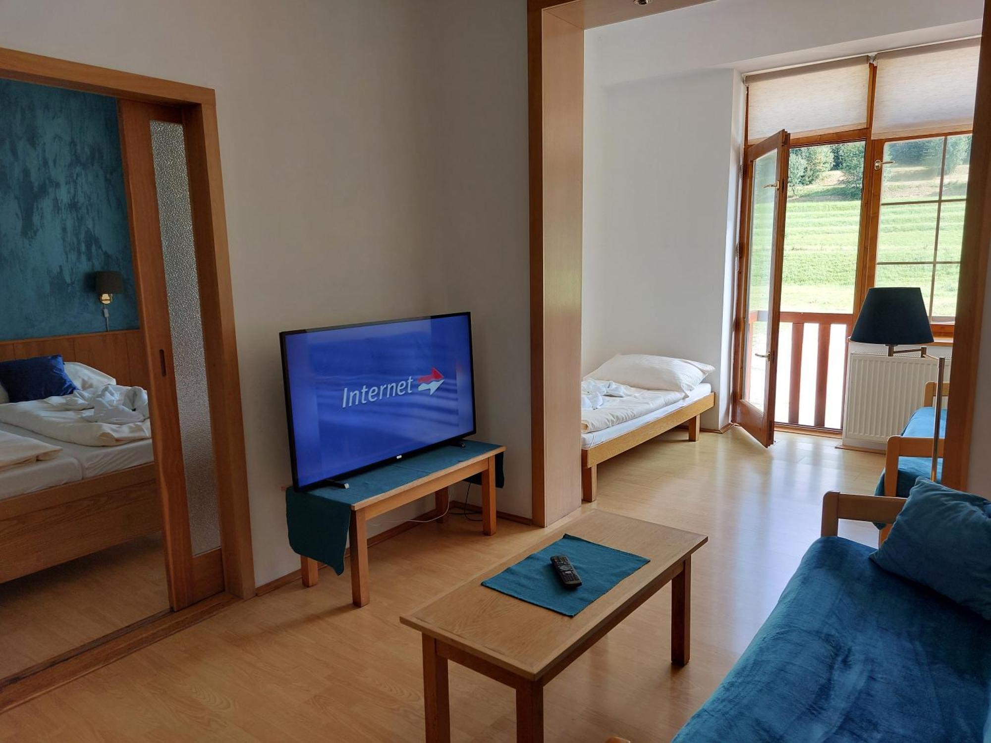 Hotel Gold Terchová エクステリア 写真