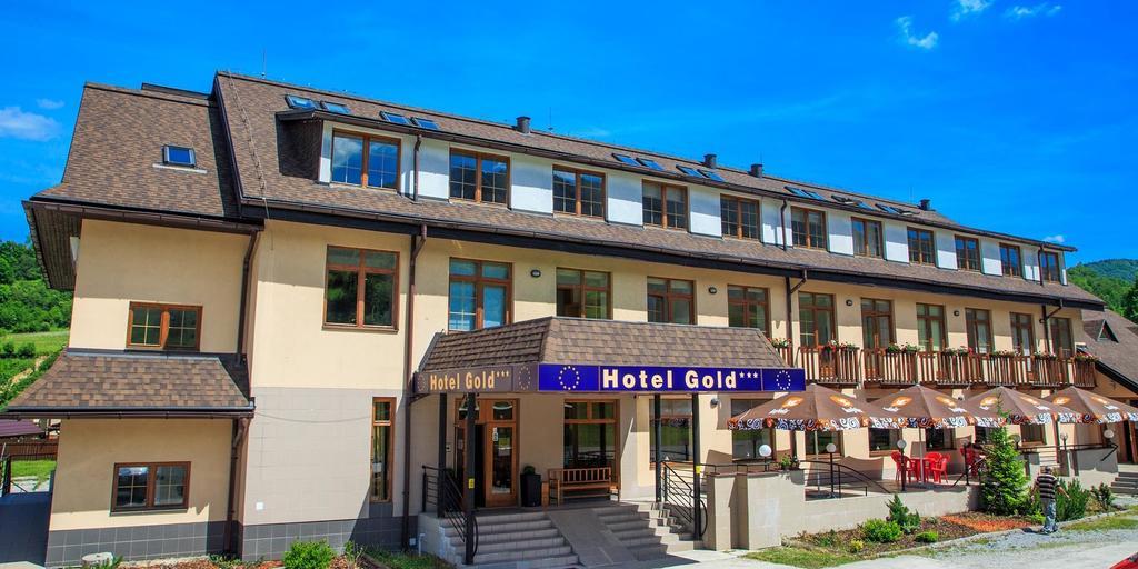 Hotel Gold Terchová エクステリア 写真